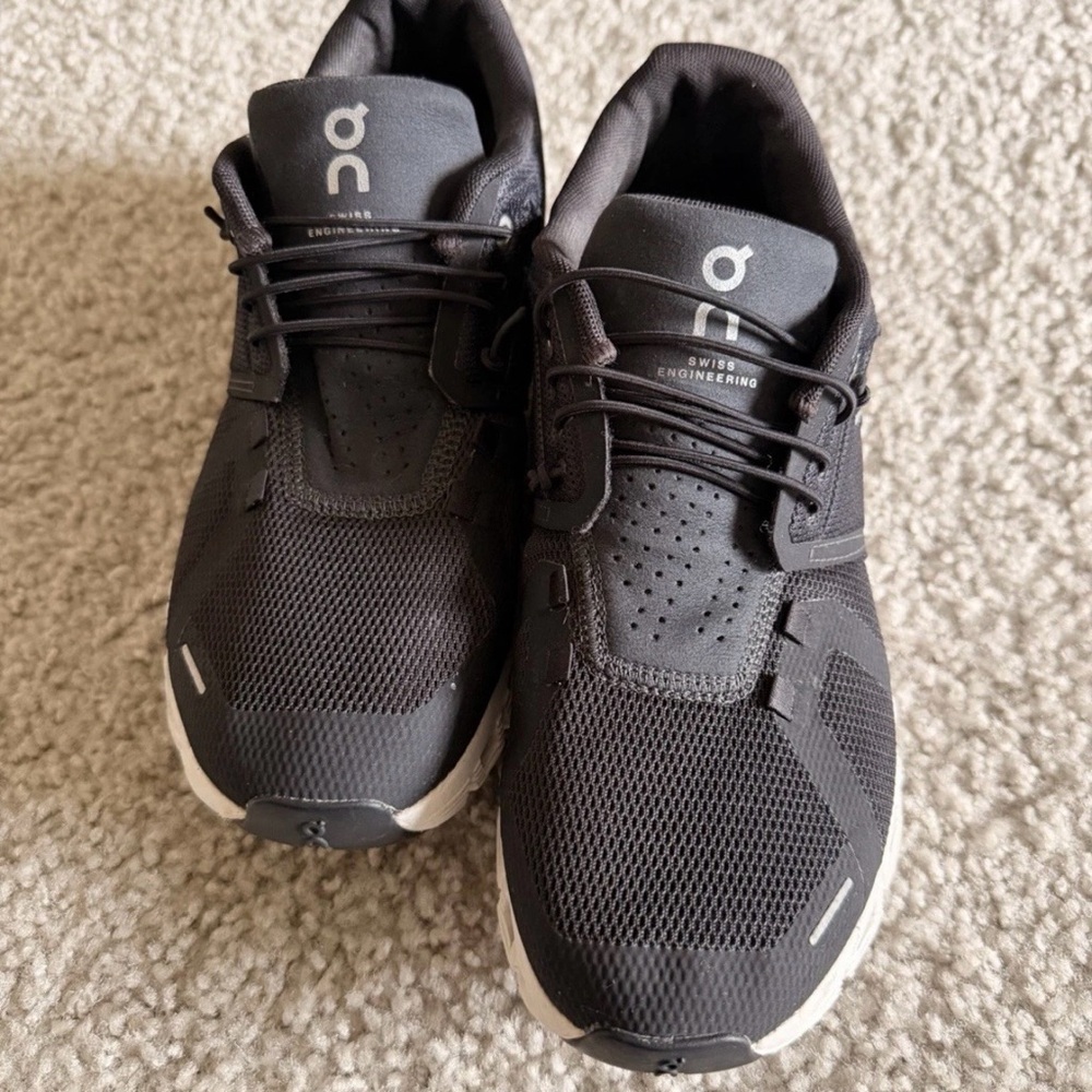 On Running Men's Black and White Athletic Shoes